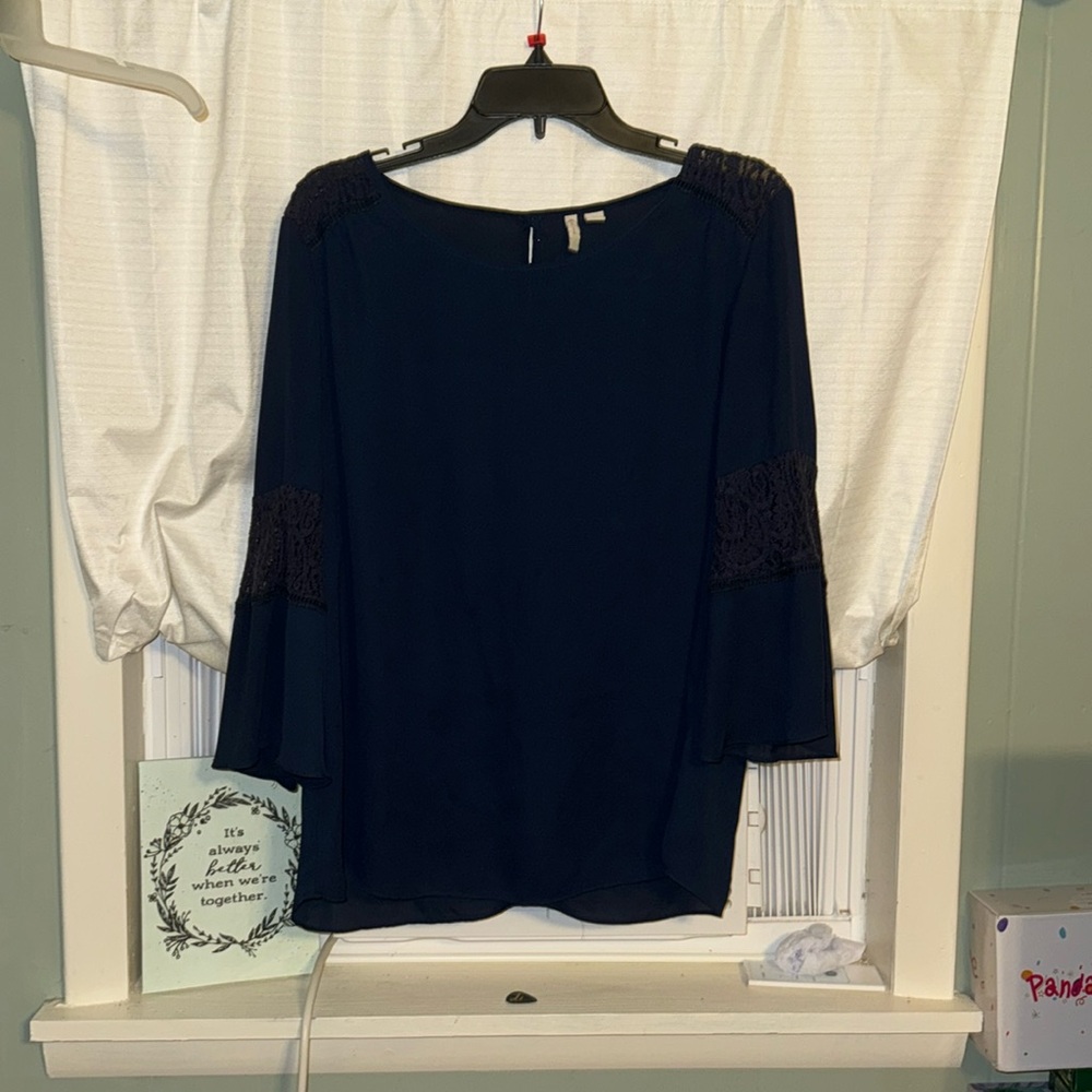 Blue top